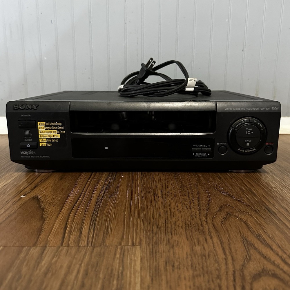 SONY SLV-390 VHS VCR Player Recorder No Remote - POWERS ON UNTESTED READ